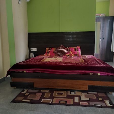 Tree Valley Homestay Chail Extérieur photo