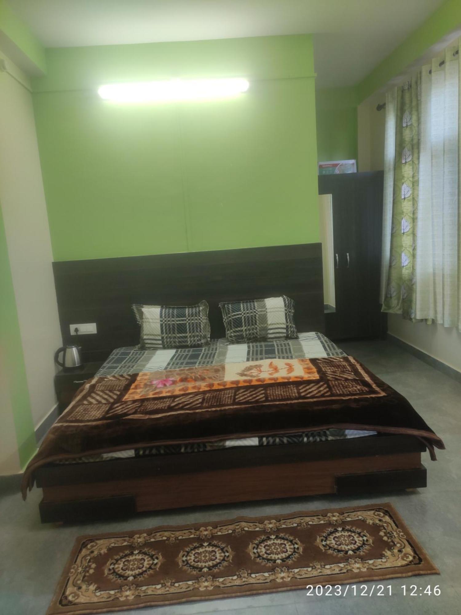 Tree Valley Homestay Chail Extérieur photo